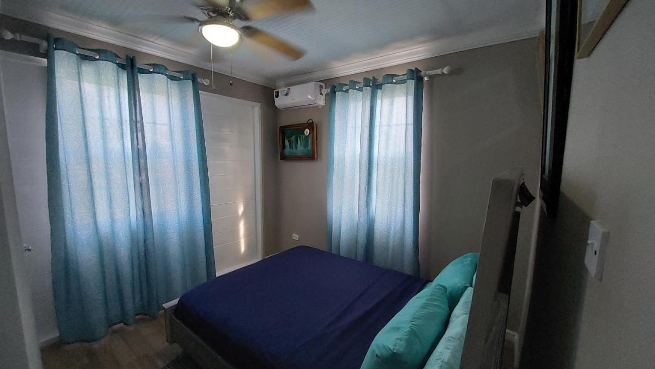 Carmen Apartment 브리지타운 외부 사진